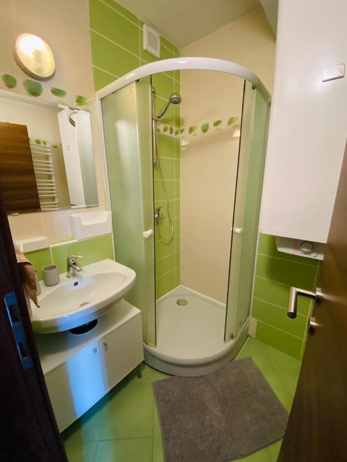 Apartman Kamzik Teo Donovaly Buitenkant foto